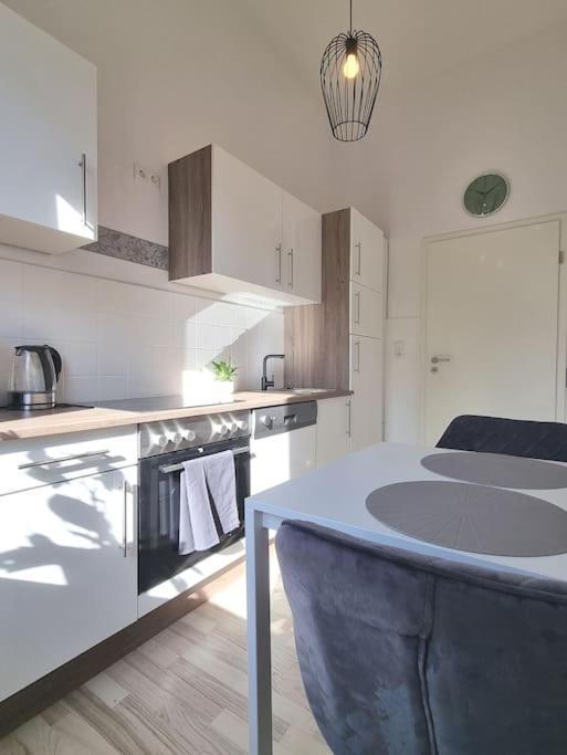 Direkt Am Suedstrand! Apartment Wilhelmshaven Exterior photo